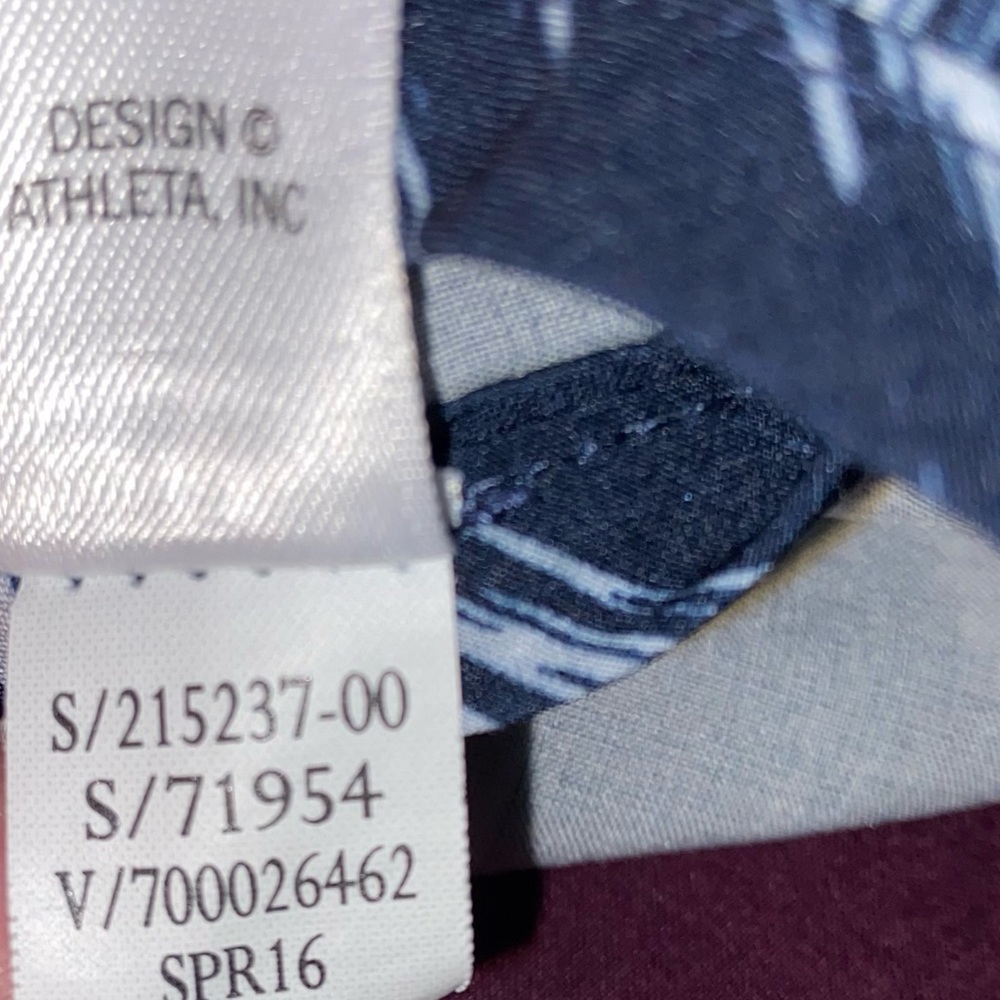 Athleta Large Reflection Stretch-In Performance S… - image 5